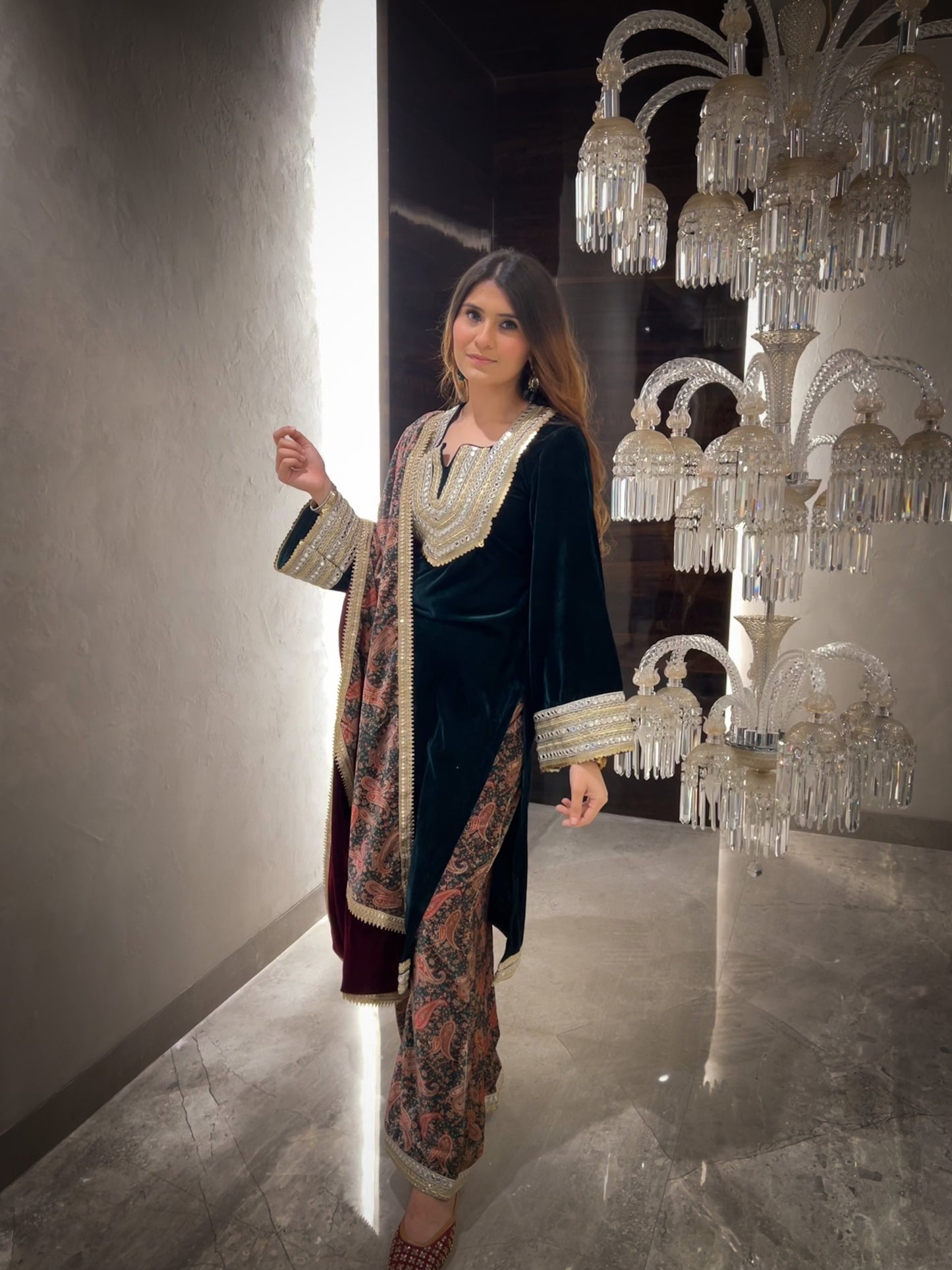 Reham Straight fit Velvet Kurta with Printed Velvet Palazzo Pants & Velvet Stole - Set of 3