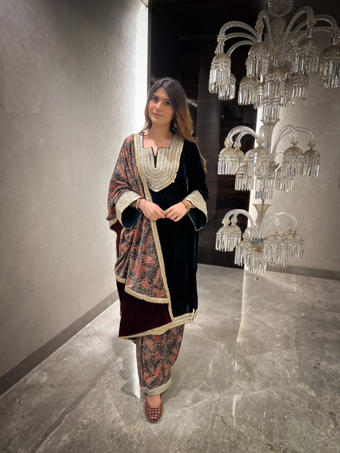 Reham Straight fit Velvet Kurta with Printed Velvet Palazzo Pants & Velvet Stole - Set of 3