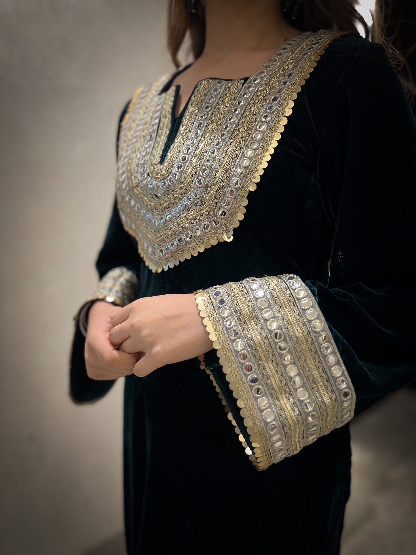 Reham Straight fit Velvet Kurta with Printed Velvet Palazzo Pants & Velvet Stole - Set of 3